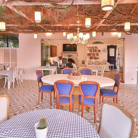 Ilica Hotel Çeşme